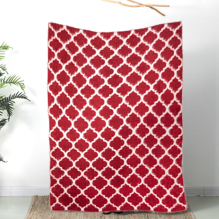 60"L*50"W Reversible Knitted Nylon Eyelash Yarn Red/White Throw Blanket 1250g