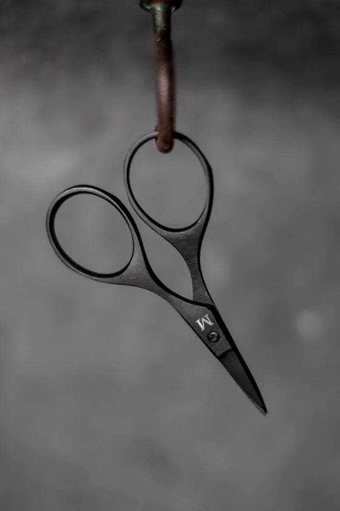Merchant & Mills Baby Bow Scissors 6.75cm black steel for precise thread snipping