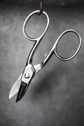 Merchant & Mills Buttonhole Scissors with short blades for precise, neat buttonholes
