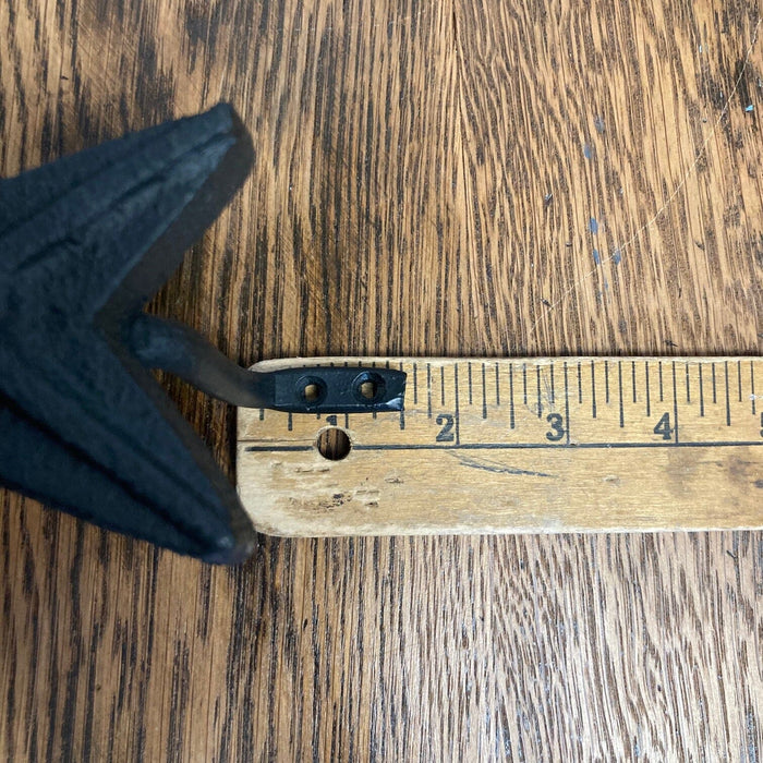 Cast Star Curtain Hook - Black - Set of 2 - Primitive Star Quilt Shop