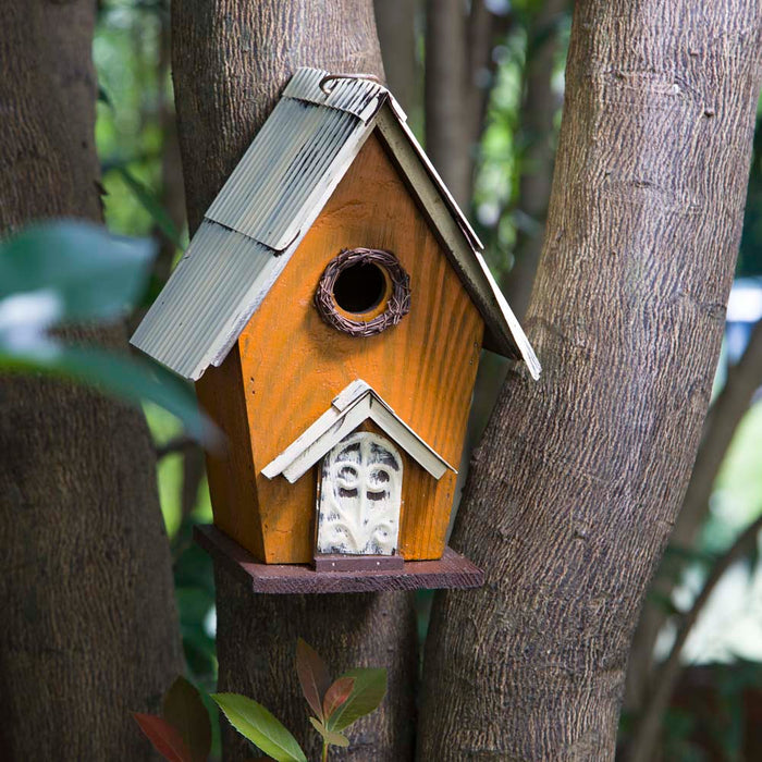 Glitzhome 10.63"H Distressed Wooden Birdhouse