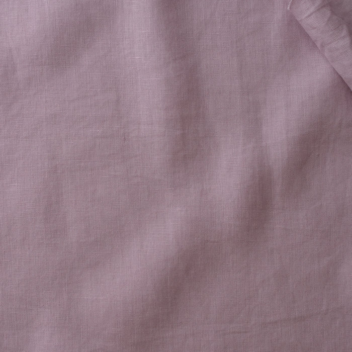 Close-up of a Lilac extra wide 280cm 100% linen fabric 165gsm for dresses, shirts, skirts, relaxed pants, curtains and home textiles