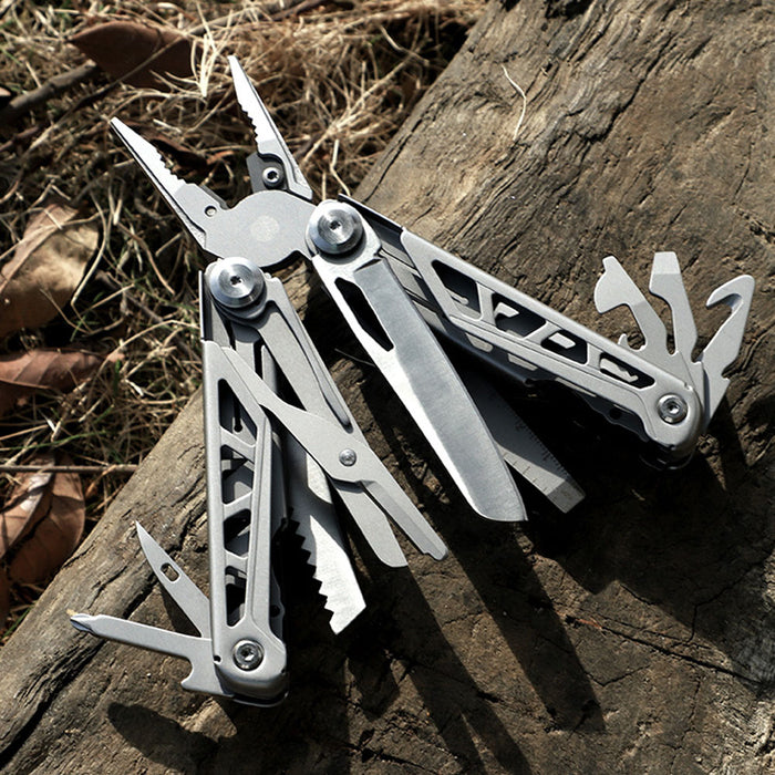 Multifunctional Foldable Pliers EDC Folding Knife Multitool Scissors Saw Clamp Outdoor Multi Purpose Survival Tools Pliers Cutting Knife For Men