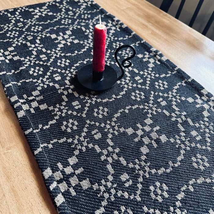 Patriots Knot Black and Tan Woven Table Runner 32" - Primitive Star Quilt Shop