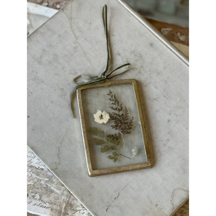 Pressed Cream Meadow Flower Rectangle Ornament - Primitive Star Quilt Shop