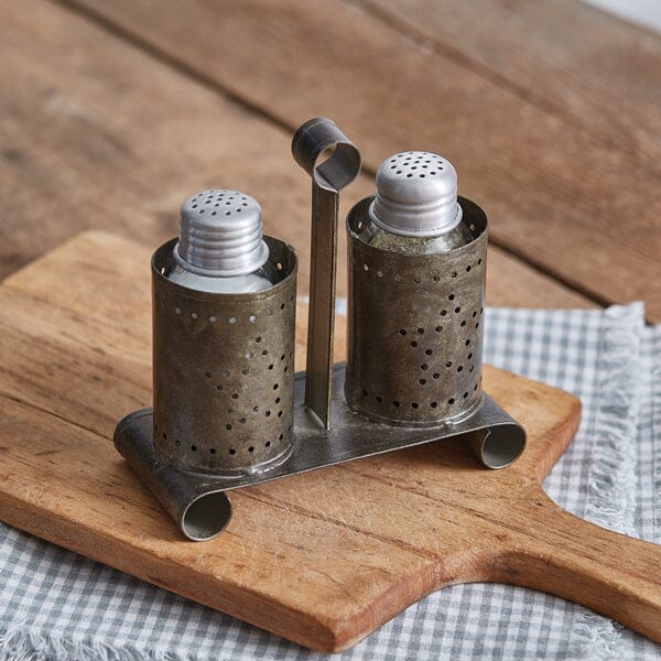Punched Star Salt and Pepper Caddy - Primitive Star Quilt Shop