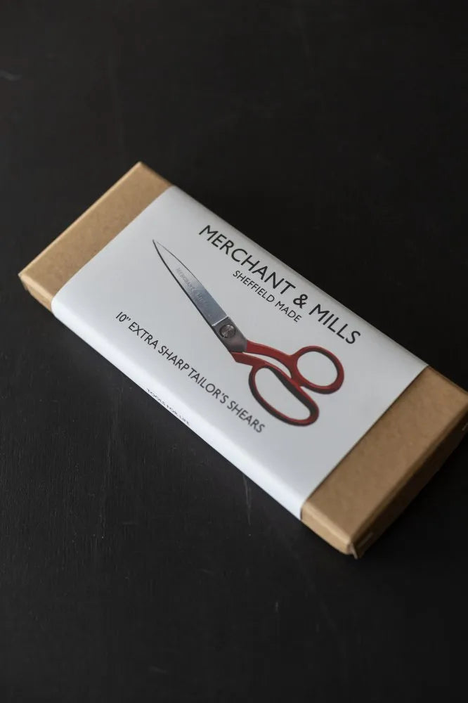 Merchant & Mills Red Extra Sharp 8" Scissors with chrome blades and red enamel handles for precision cutting