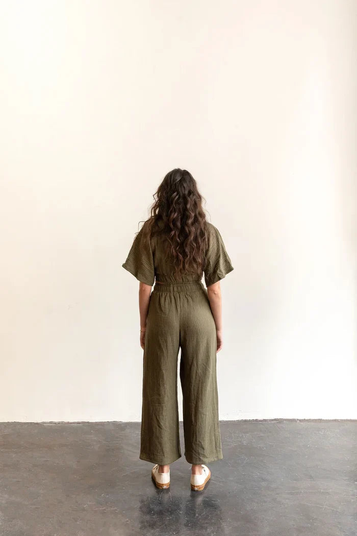 Saguaro Set Sewing Pattern – two-piece elastic waist pants & reversible V-neck top (XS–7X). back view