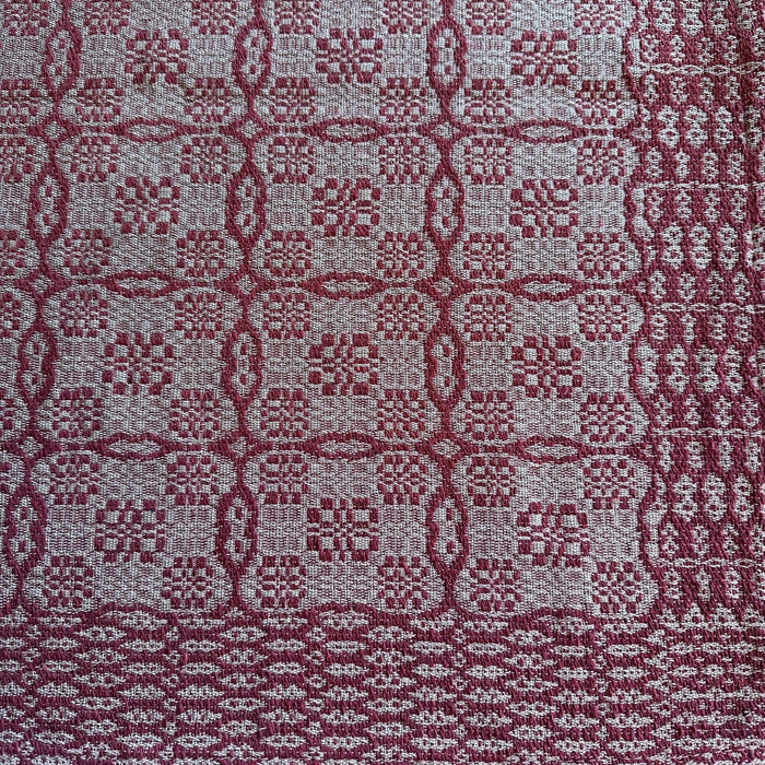 Saratoga Garnet and Tan Woven Throw - Primitive Star Quilt Shop