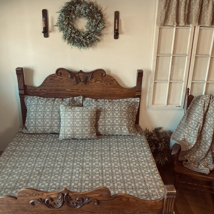 Saratoga Green and Linen Woven Standard Sham 20x30" - Primitive Star Quilt Shop