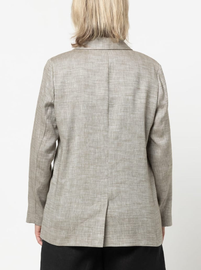 Sloane Woven Jacket Sewing Pattern – relaxed-fit single-breasted jacket with revere collar