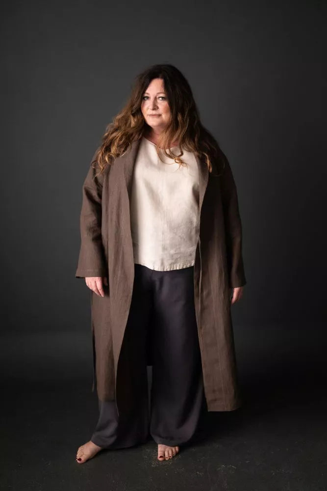 The 101 Trouser Sewing Pattern by Merchant & Mills – relaxed drawstring linen trousers for beginners